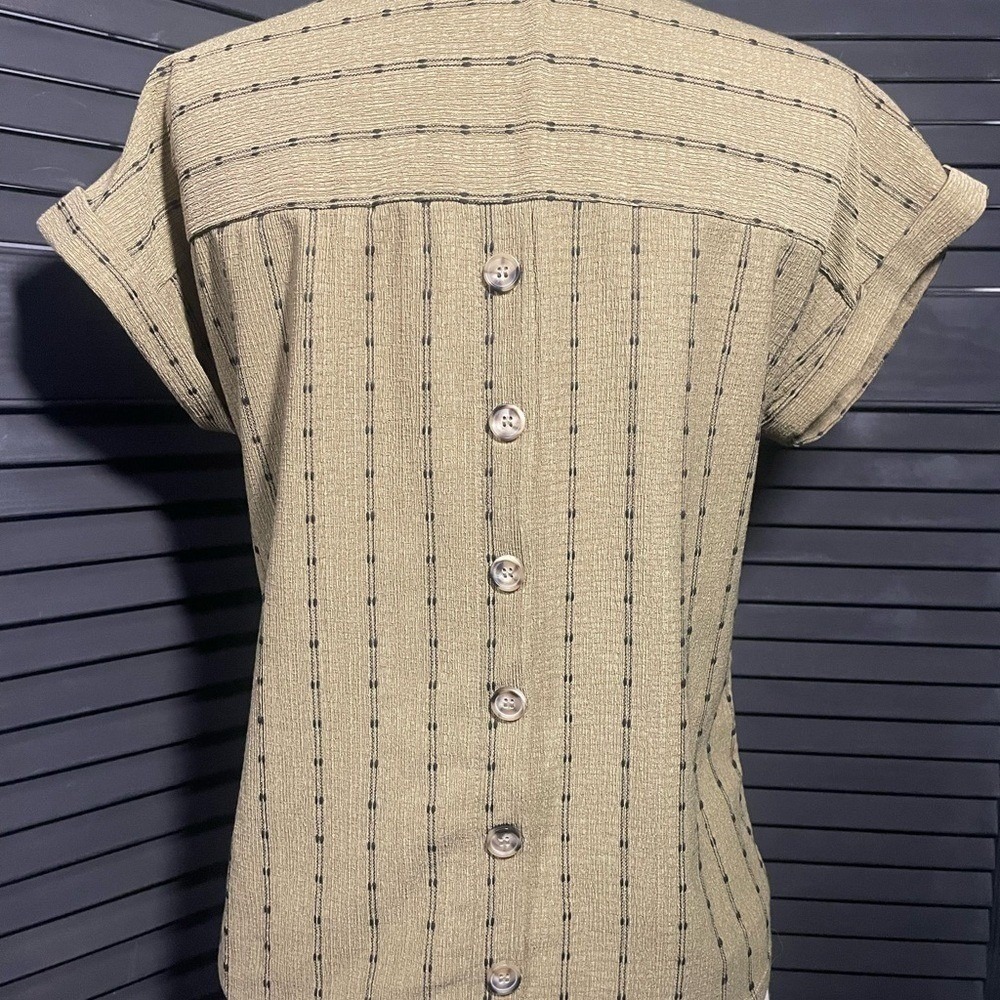 Mine Green Button-Back Women's Shirt